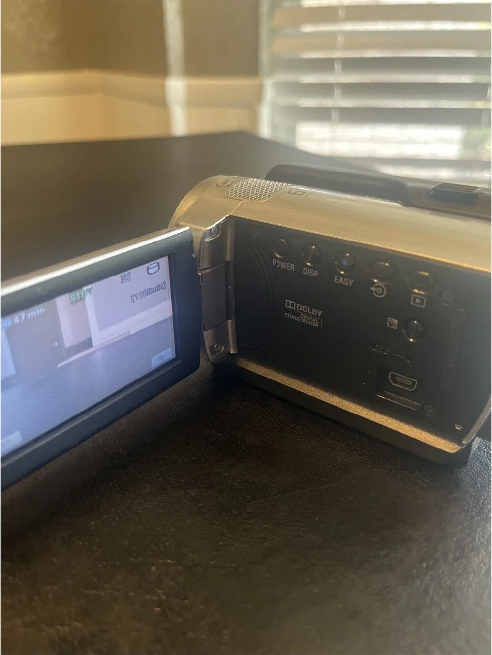 Sony Handycam DCR-SR47 Digital Video Camera Camcorder 60x Zoom 60GB - Tested
